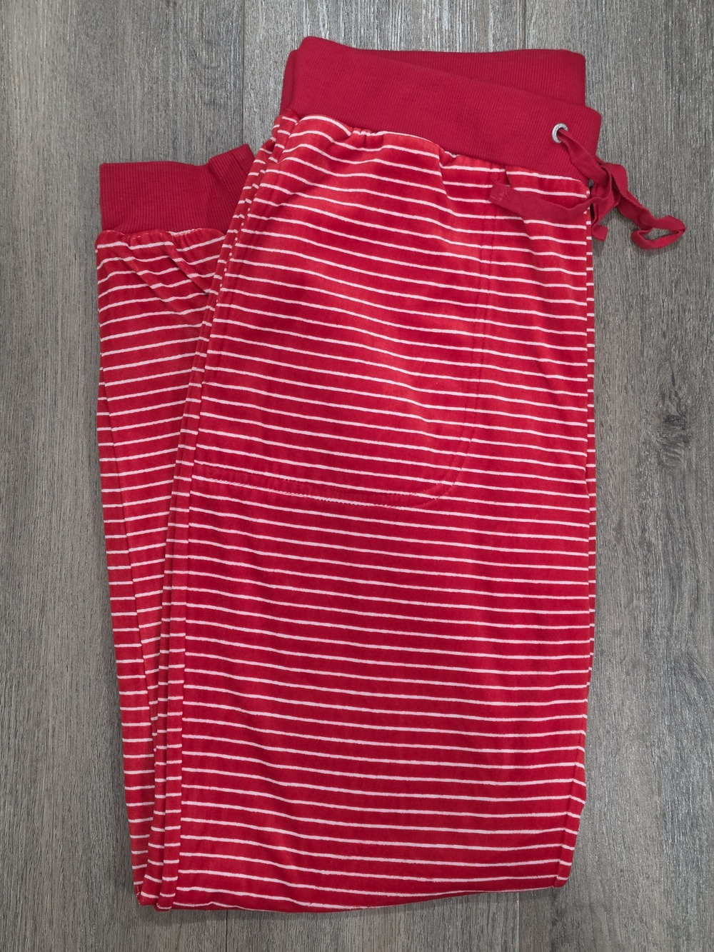 Vera Bradley Red and White Striped Jogger Lounge Pants with Pockets Velour M